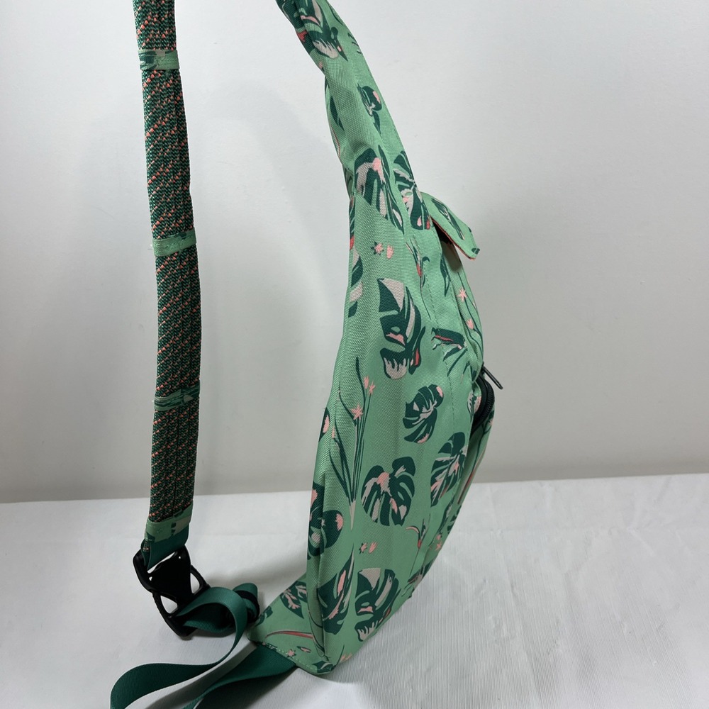 Kavu Rope Sack Leaf Print Nylon Sling Backpack Boho Outdoors Hiking Bag Casual - Picture 5 of 16